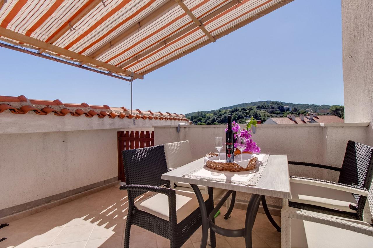 Hotel House Prica Mali Lošinj Esterno foto